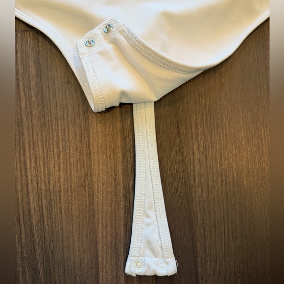 Babaton White Halter Bodysuit - Picture 4 of 5